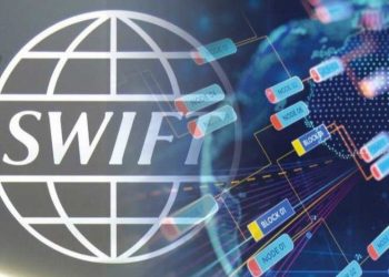 AB ve müttefikler, Rus bankalarını SWIFT’ten çıkarıyor