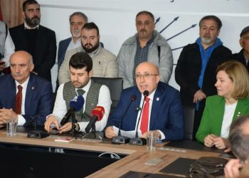 Armağan Gümüş CHP’den Bursa için aday adaylığını açıkladı