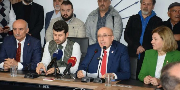 Armağan Gümüş CHP’den Bursa için aday adaylığını açıkladı