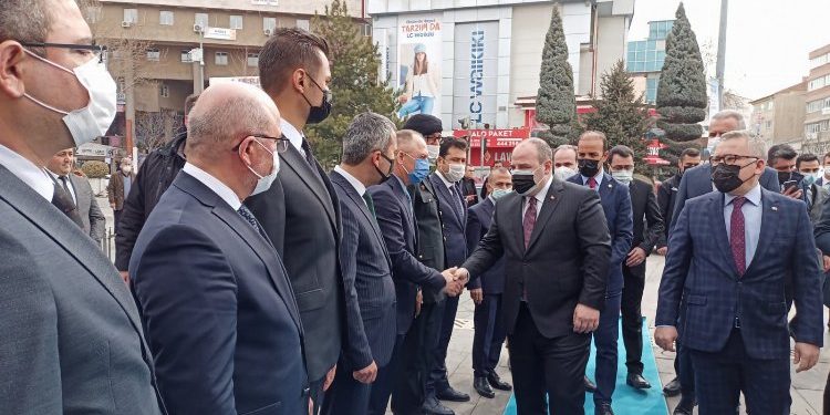 Bakan Varank Niğde’de