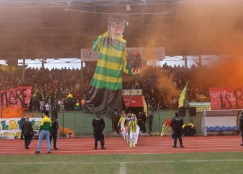 Balıkesir’de amatör kümede muhteşem koreografi