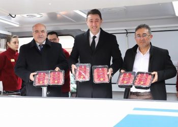 Bandırma’da ‘mobil et satışı’na başladı… Kıymanın kilosu 225 TL