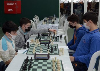 Bursa Osmangazi’de ‘şah-mat’ heyecanı