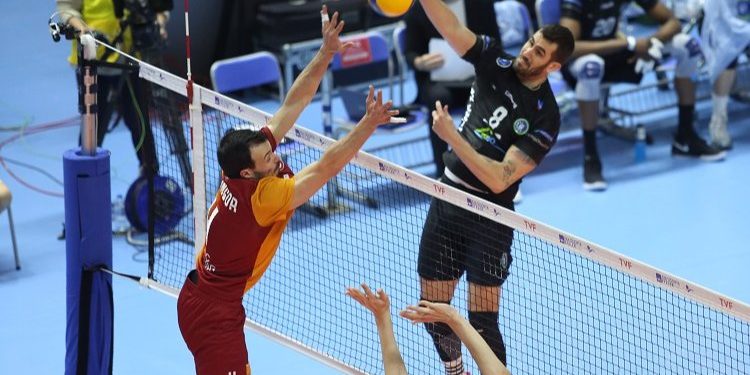 Bursa’nın Efeleri Galatasaray’a yenildi