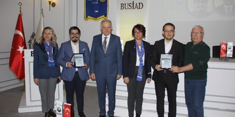 BUSİAD ve Yıldırım Bayezid Rotary Kulübü  “Yeni Nesil İletişim” i konuştu