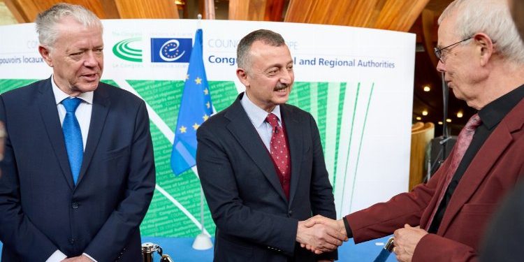 Büyükakın: Afetlerin siyaset üstü boyutu vardır