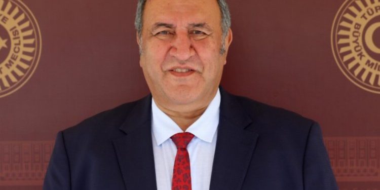 CHP’li Gürer: “Dar gelirli aileler  bebeklerine mama ve bez alamıyor”