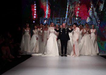 Damatlıkları bayan modeller tanıttı