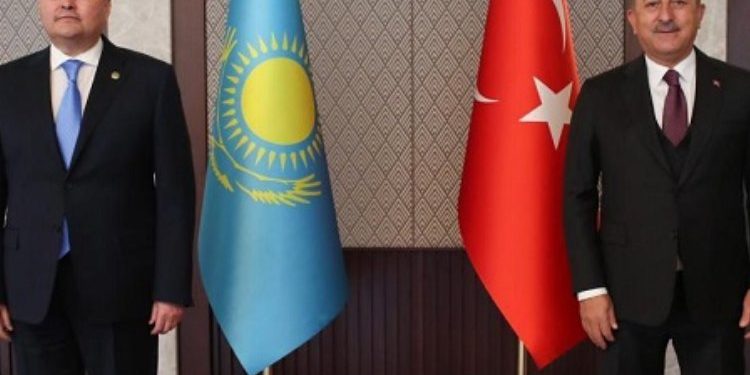 Dışişleri Bakanı Çavuşoğlu ve Kazak mevkidaşından ortak bildiri