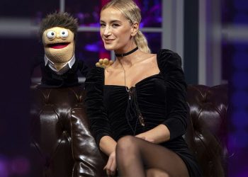 Fotomodel Didem Soydan: “Hortum tutuyoruz…”