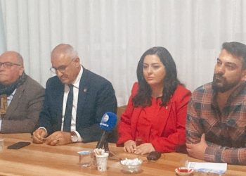 Gazeteci yazar Özge Demir CHP’den aday adaylığını açıkladı