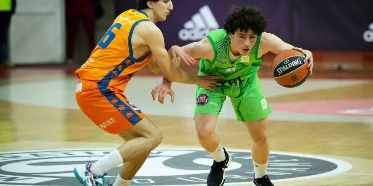 Genç TOFAŞ doludizgin