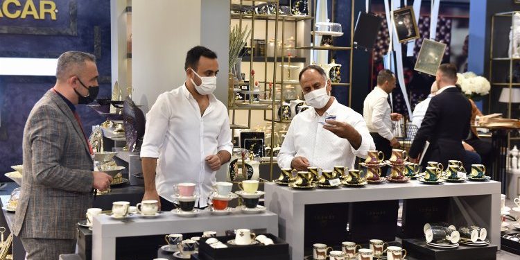 İzmirli üreticiler, yeni ürünlerini dünya ile buluşturuyor