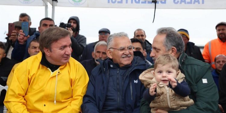 Kayseri Talas Elbistan’a şehir kurdu