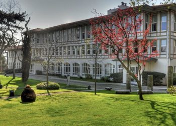 Koç Holding’de görev değişimleri