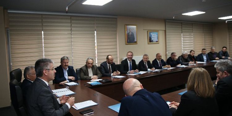 Memduh Büyükkılıç’tan istişare toplantısı