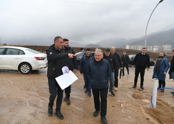 Memduh Büyükkılıç’tan konteyner kente inceleme