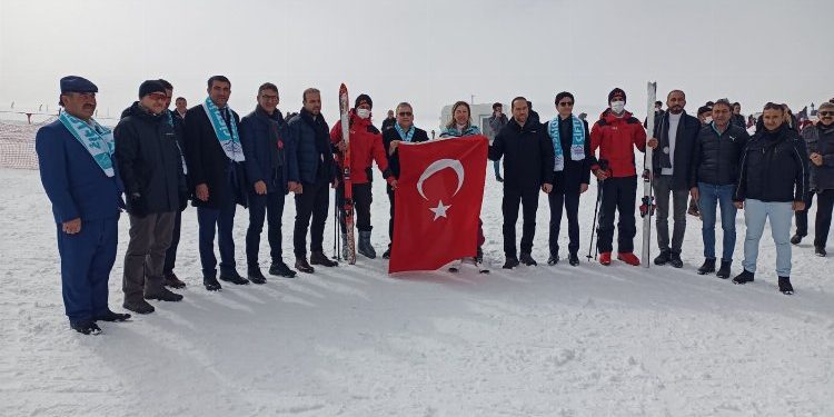 Niğde’de “Kardan Adam Şenliği” festivali başladı