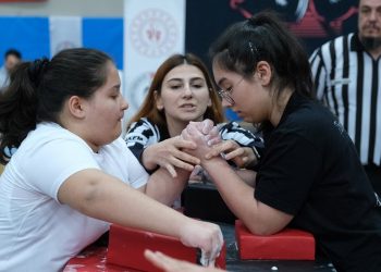 Para Bilek Güreşi heyecanı sona erdi