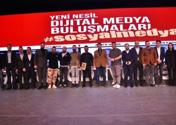 Sosyal medya fenomenleri Bursalılarla buluştu