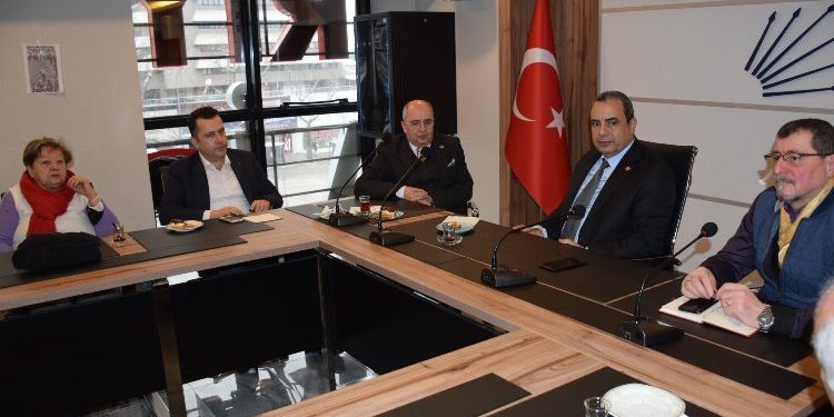 TEMAD’ın özlük hakkı taleplerine Bursa’dan CHP desteği