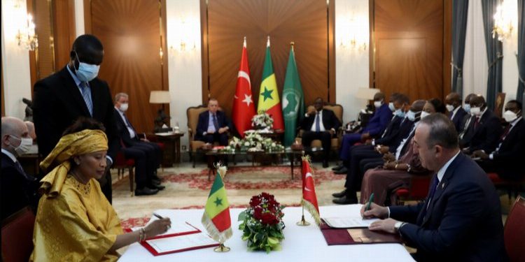 Türkiye ile Senegal arasında 5 anlaşma imzalandı