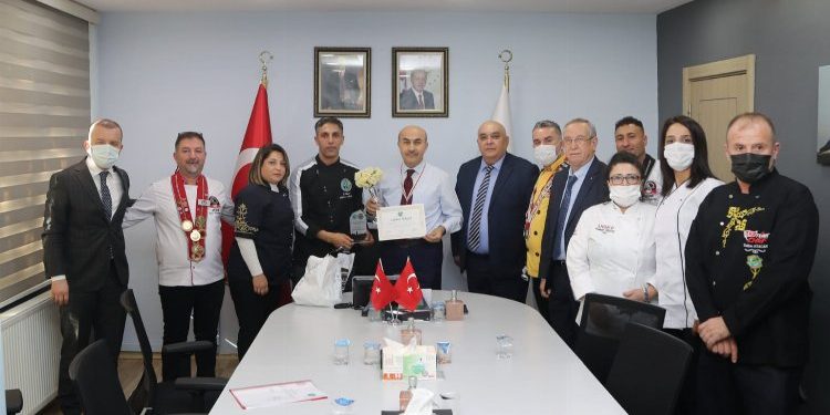 Uluslararası aşçı ve şefler Vali Demirtaş’ı ziyaret etti