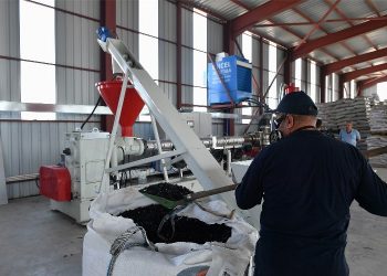 Atıklar bu fabrikalarda dönüşüyor