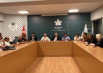 Bursa’da ‘Gelecek’ten jet toplantı!