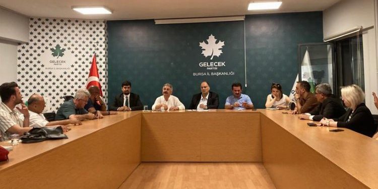 Bursa’da ‘Gelecek’ten jet toplantı!