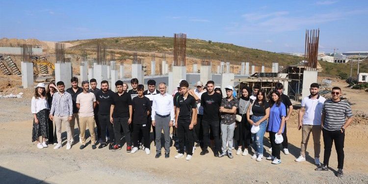 Çayırova’da yeni spor salonu yükseliyor