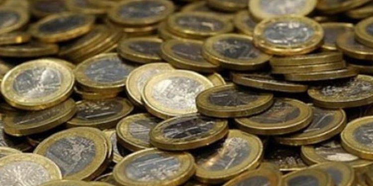 Esnaf madeni para bulamıyor!
