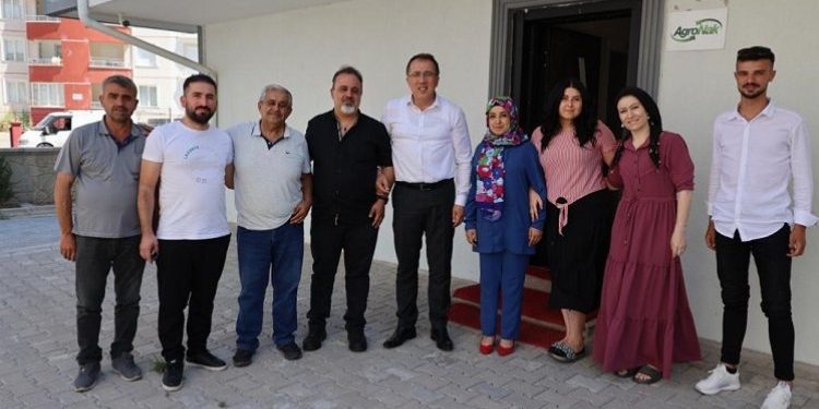 Mehmet Savran’dan ev ziyaretleri