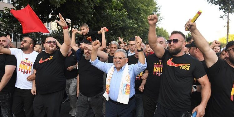 Memduh Büyükkılıç’tan Kayserispor’a tam destek