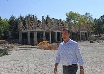 Emek spor tesisi hızla yükseliyor