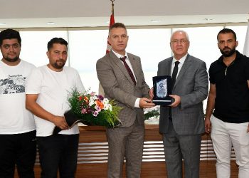 Karabağlar’dan amatör spora destek