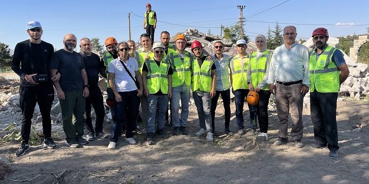 Kayseri Hacılar Belediyesi arama kurtarma ekibi kurdu