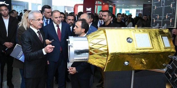Bakan Uraloğlu: Dünyada ‘söz’ için uzayda da ‘iz’ olacağız
