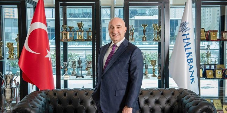Halkbank’a 30 ödül birden