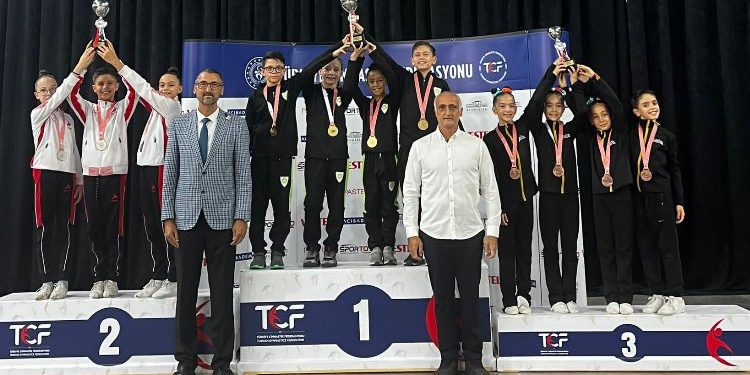 Manisalı cimnastikçilerden 4 madalya 1 şampiyonluk