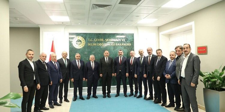 Memduh Büyükkılıç’tan Bakan Özhaseki’ye ziyaret