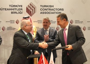 Müteahhitlerden Suudi Arabistan dışındaki ilk toplantı