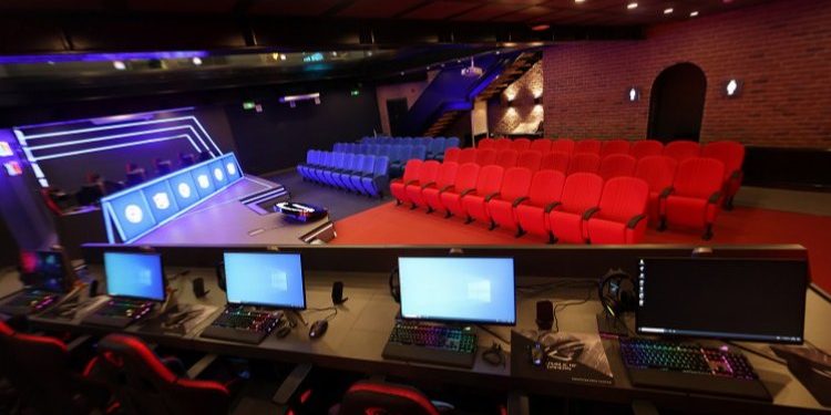 Talasgücü Espor Kulübü’nün Espor Merkezi gün sayıyor