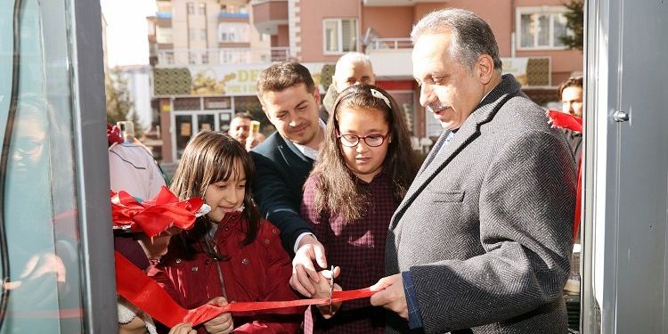 Kayseri Talas’ta ticari işletmeler çoğalıyor