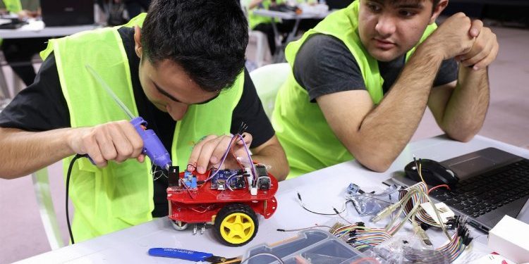 Tasarladılar, yaptılar, yarışmayı bekliyorlar