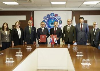 Türkiye Kamu-Sen üyelerine yabancı dil eğitimi